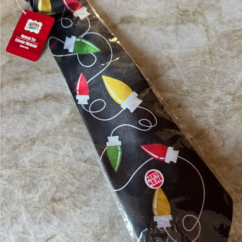 NWT men’s musical Christmas tie